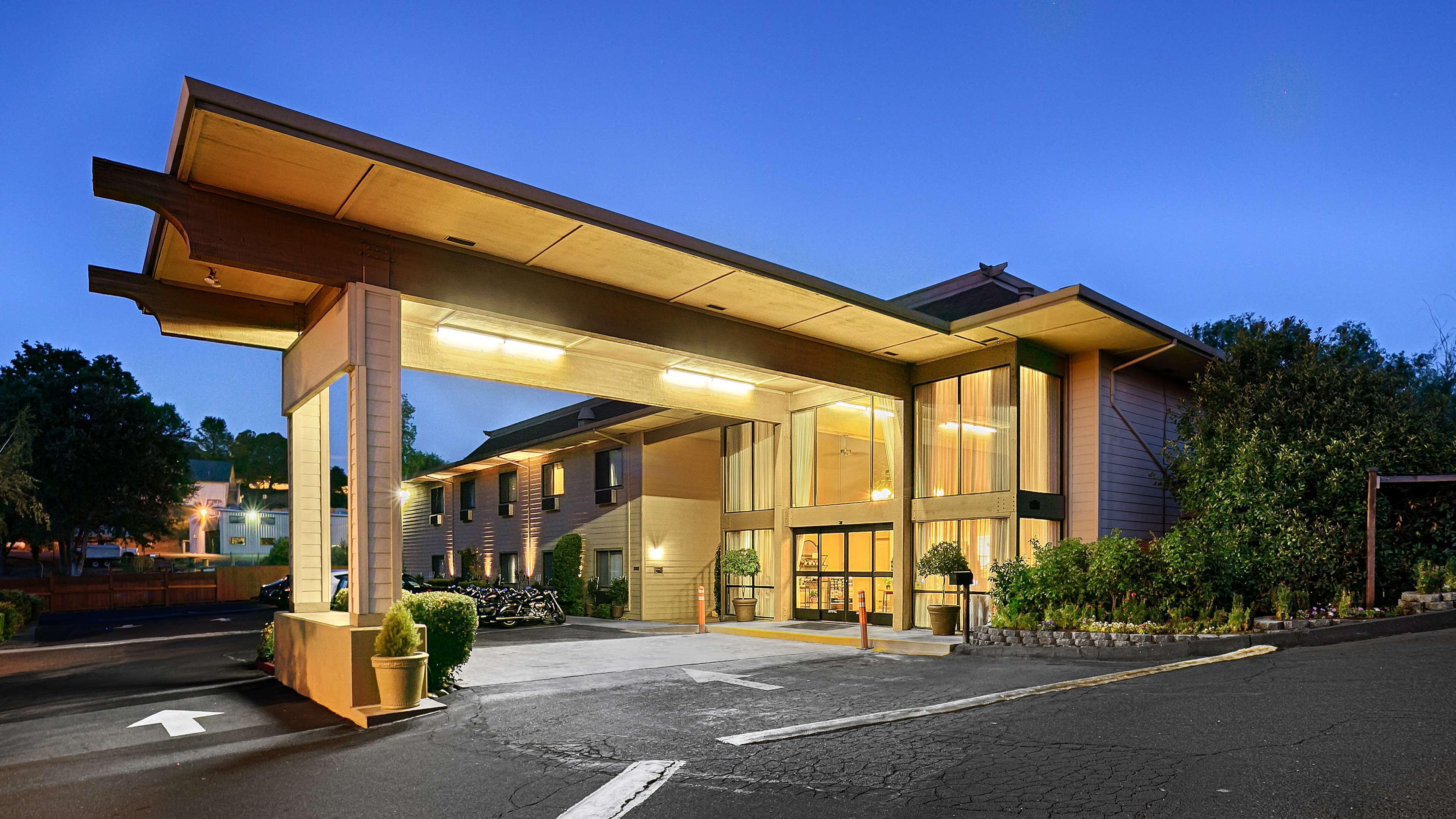 Best Western Plus Sonora Oaks Hotel And Conference Center Esterno foto